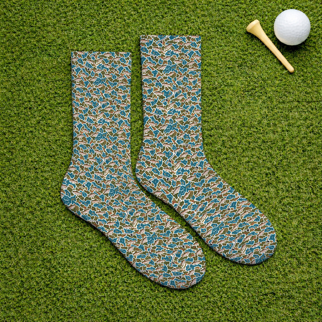 Rainbow Trout Fly Fishing Golf Socks, Crazy Camo Fish Pattern Golf Sock, Outdoor Golf Apparel Gift for Trout Fishing Lovers