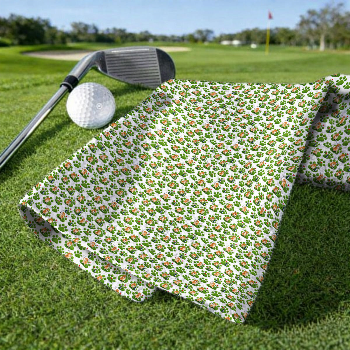 Pomeranian Paw Pattern Golf Towels, Cute Fluffy Pom Dog Pattern Golf Towel, Crazy Golf Gift For Golfers