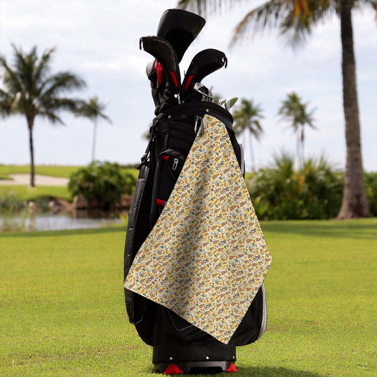 Funny Beer Pattern Golf Towels, Retro Golf Clubs And Beer Golf Towel, Unique Golfing Gift For Golfers